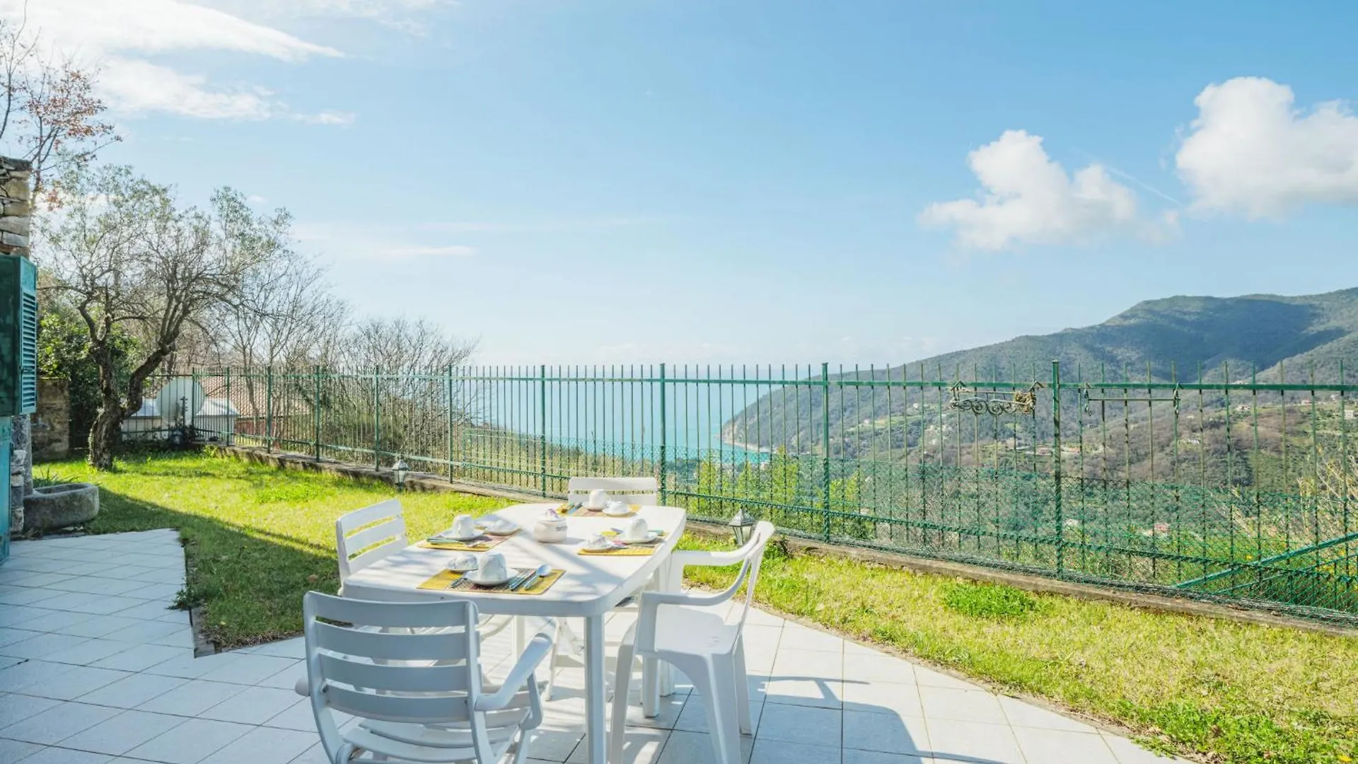 Apartment Casa Di Moneglia By Interhome
